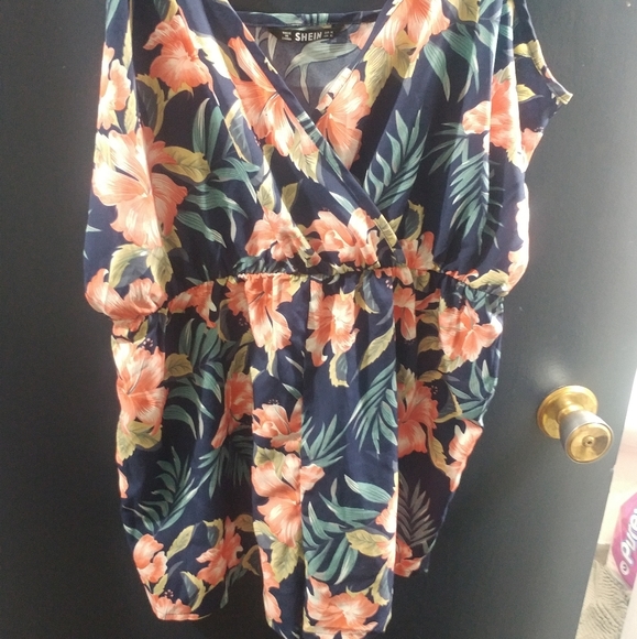 Tropical romper - Picture 1 of 1